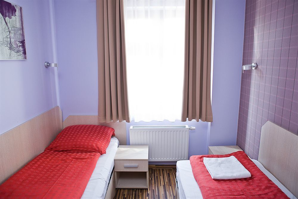 Bed and Breakfast Great Polonia Dwarf Breslau Exterior foto